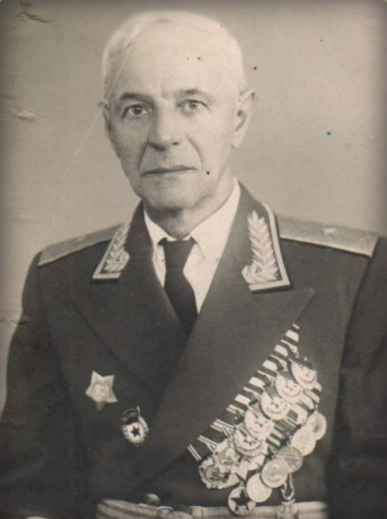 Изумрудов Григорий Михайлович